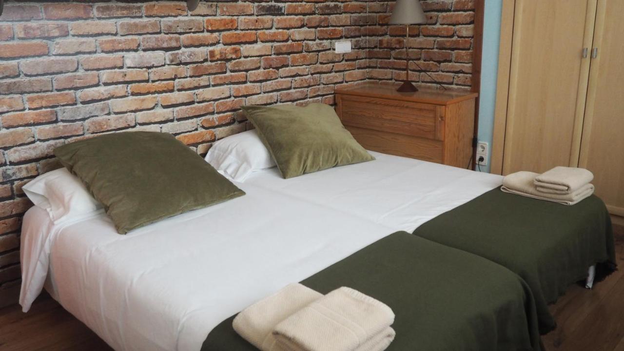 Villa Bella Estanca Castelldefels Bagian luar foto
