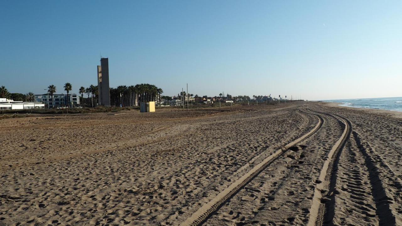 Villa Bella Estanca Castelldefels Bagian luar foto